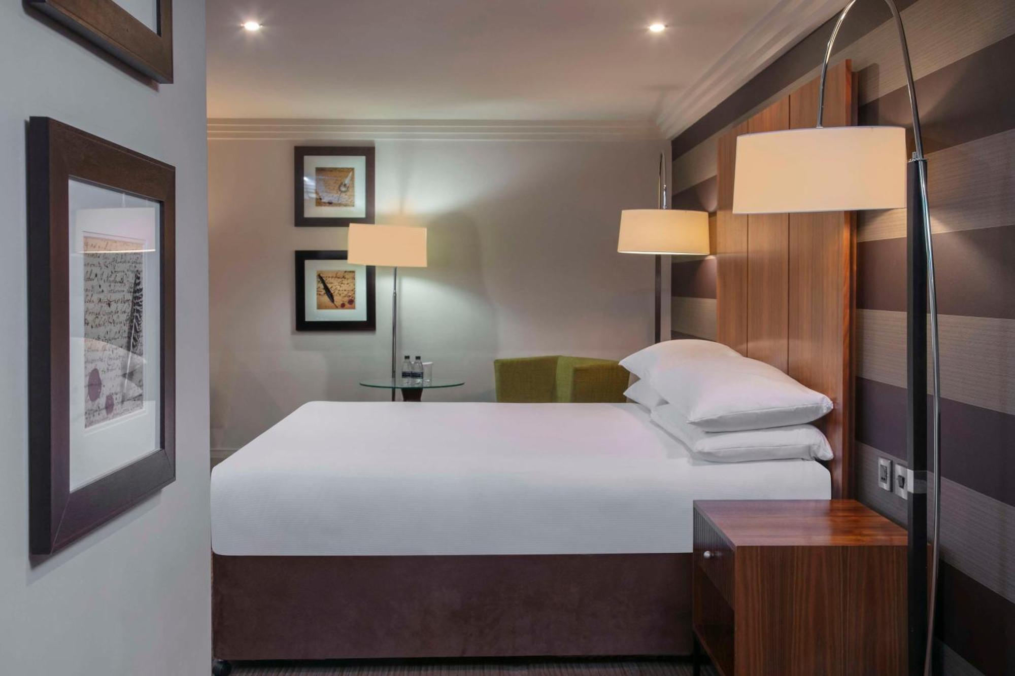Готель Doubletree By Hilton Stratford-Upon-Avon, United Kingdom Екстер'єр фото
